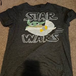 Mens Medium Baby Yoda T